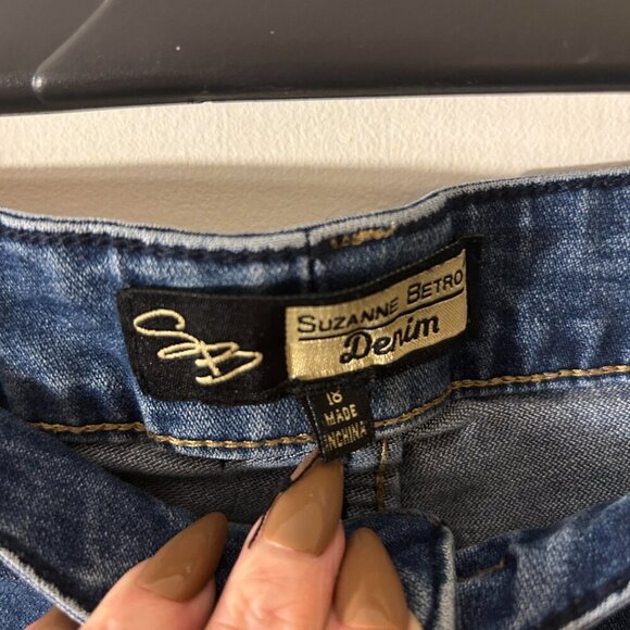 Suzanne Betro Jeans Size 18 Zip up fly - Picture 4 of 6